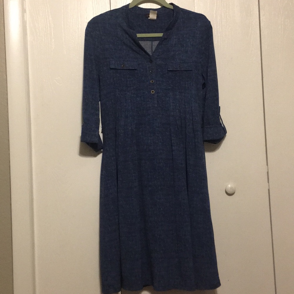 Long sleeved denim dress.